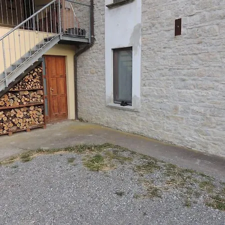 Casa Campagna Con Cavalli 公寓