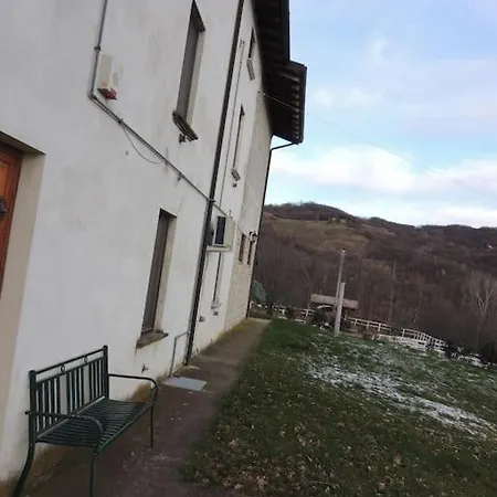 Casa Campagna Con Cavalli