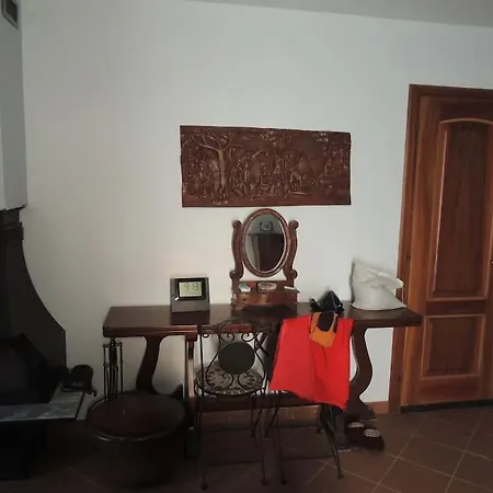 Casa Campagna Con Cavalli