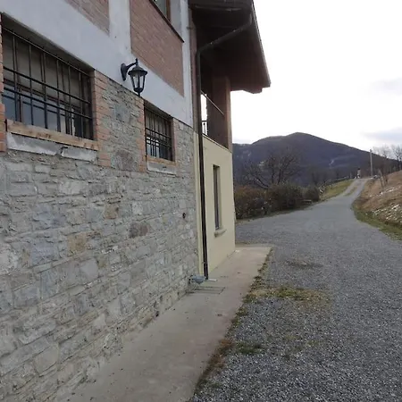 Casa Campagna Con Cavalli *